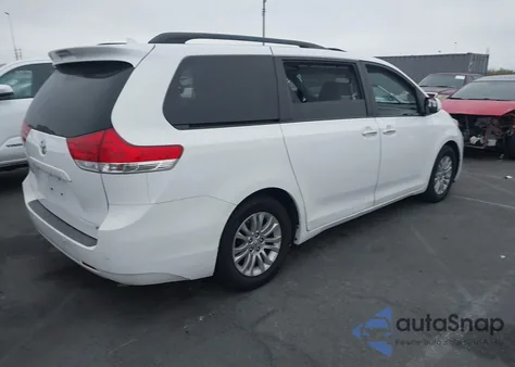 2011 Toyota Sienna Xle V6 from USA, damaged, VIN 5TDYK3DC8BS005157